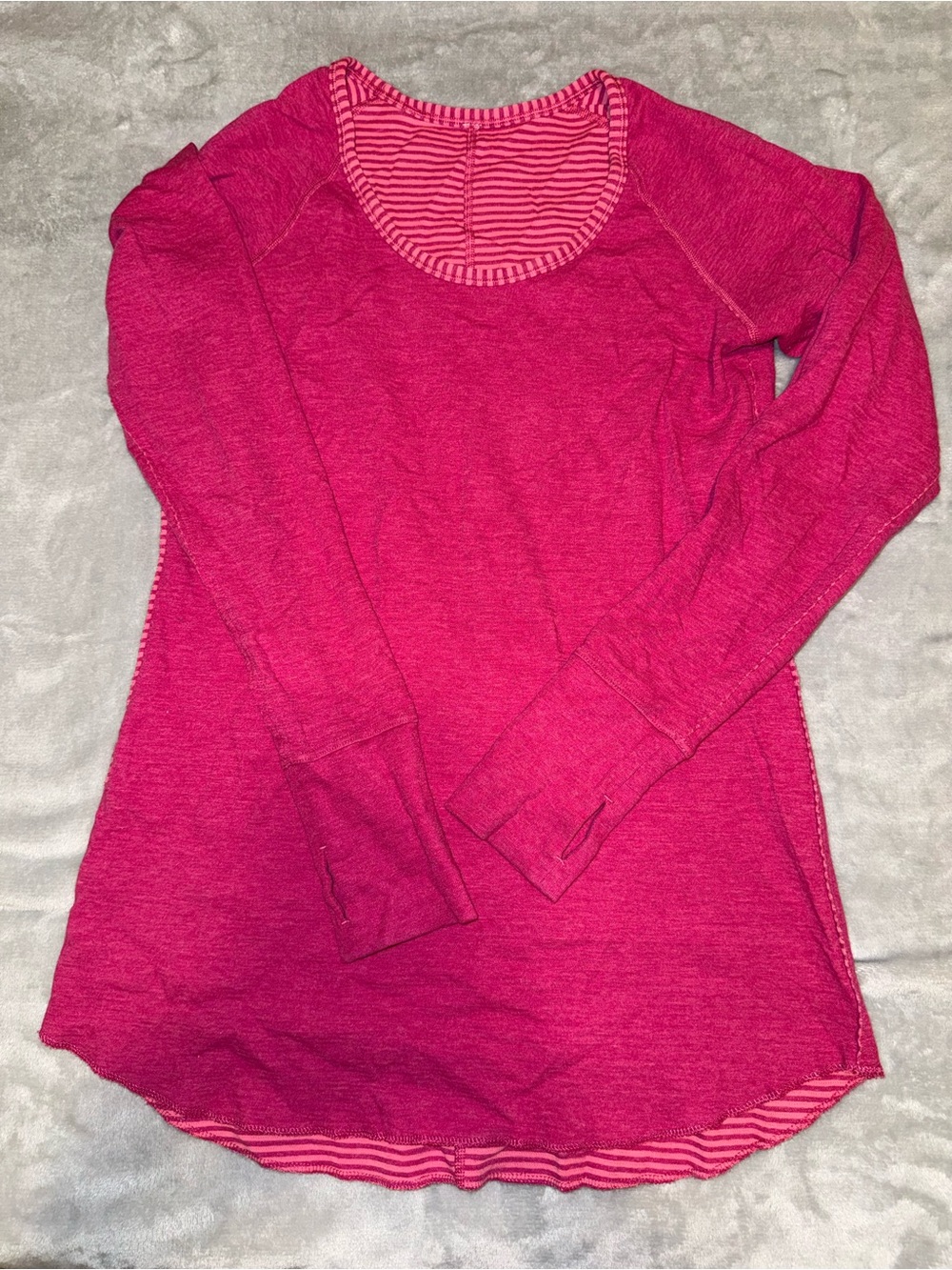 Lululemon Size 6 Reversible Long Sleeve